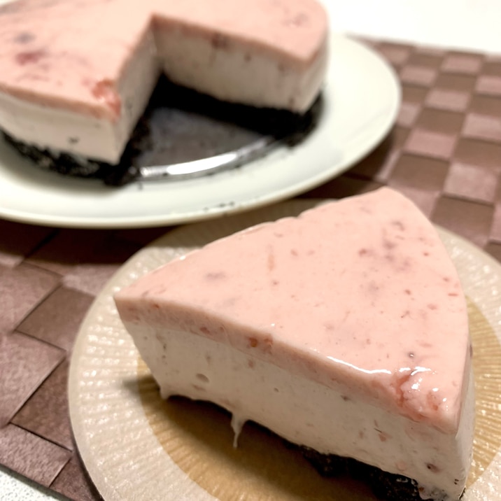 【材料6つ】フルーチェいちごムースケーキ